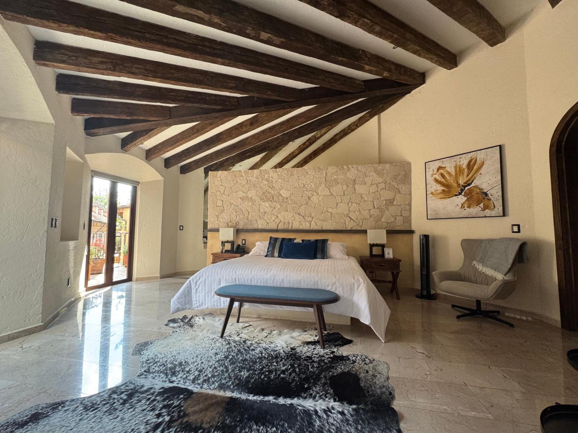 Porta Paradiso Valquirico, Albergo Boutique Santeagueda 外观 照片