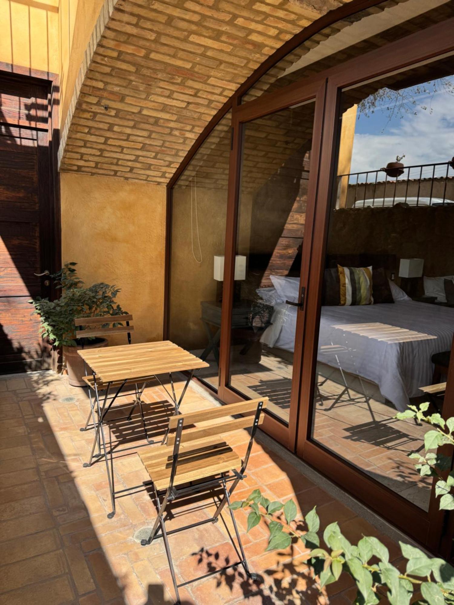 Porta Paradiso Valquirico, Albergo Boutique Santeagueda 外观 照片